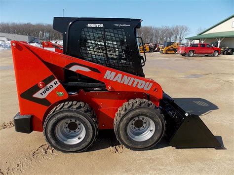 manitou 1900r skid steer|who makes manitou skid steers.